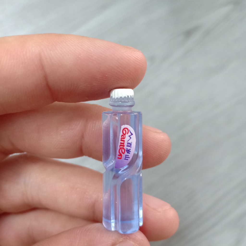 Chai nước khoáng mini đồ chơi mô phỏng cho búp bê