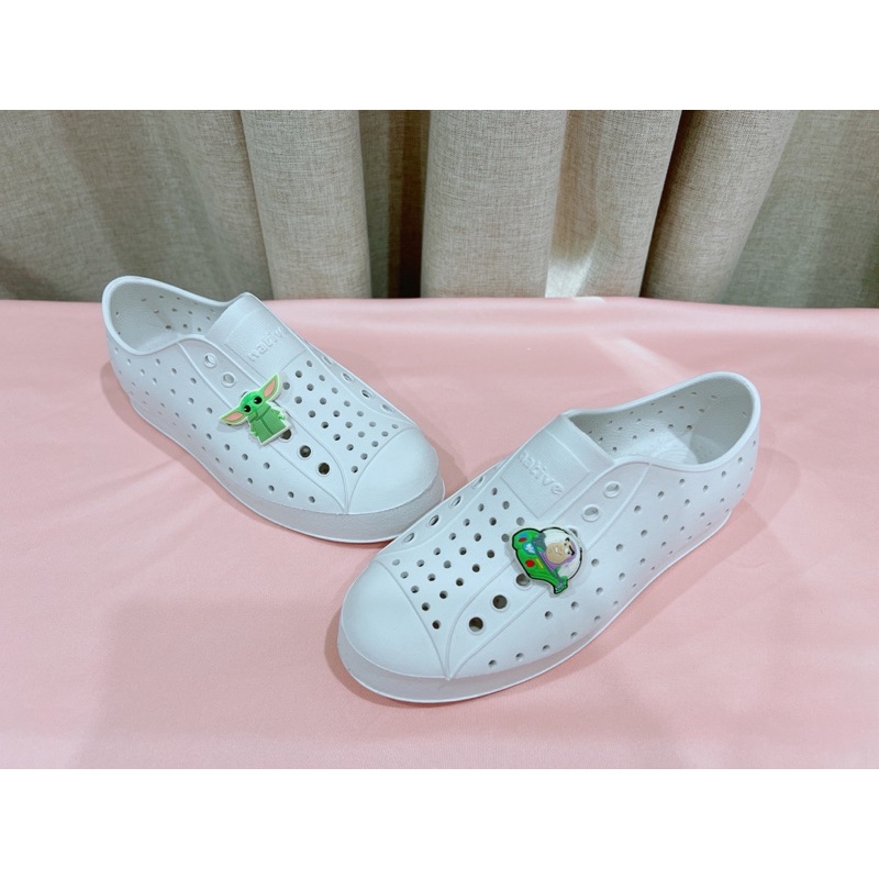 Giày xuất dư Native