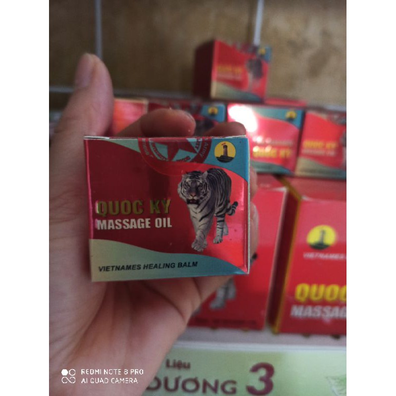 Dầu massage Quốc Kỳ