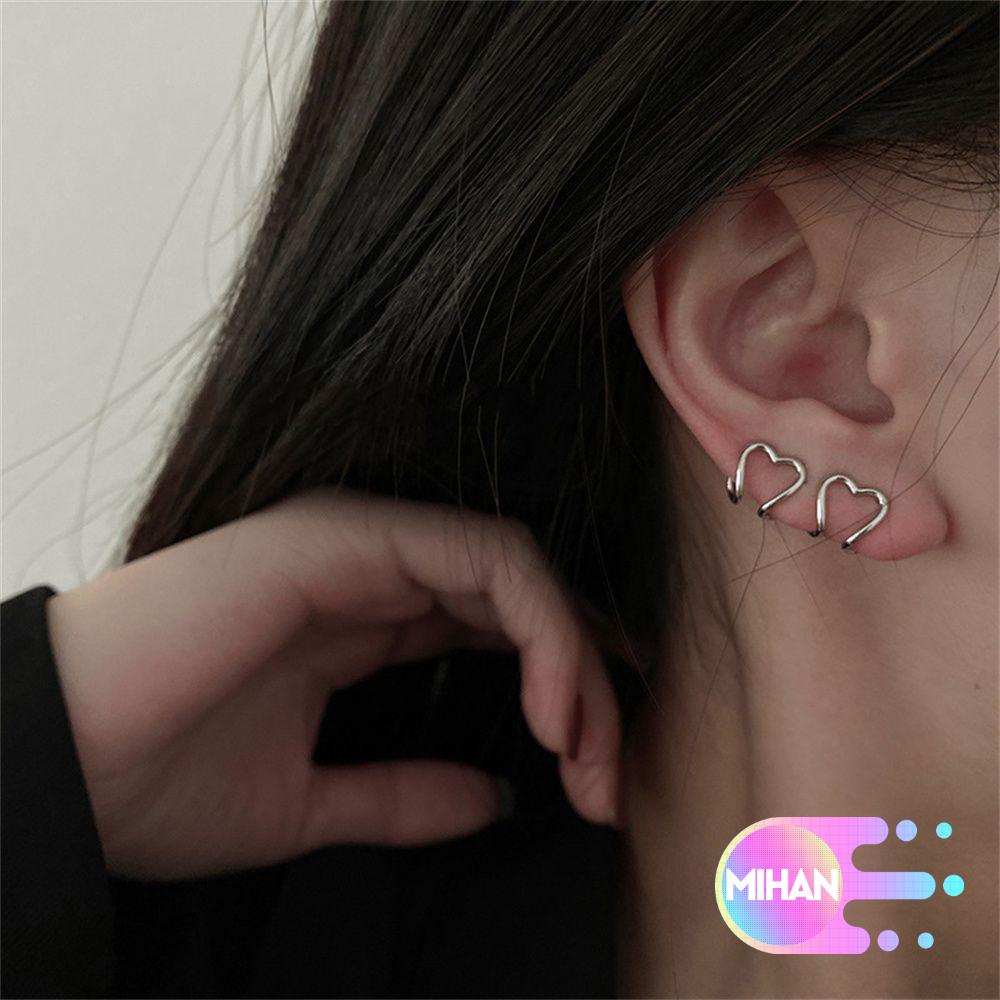 Bông tai dạng kẹp không cần xỏ lỗ hình trái tim chữ C thời trang MIHAN1 cho nam và nữ