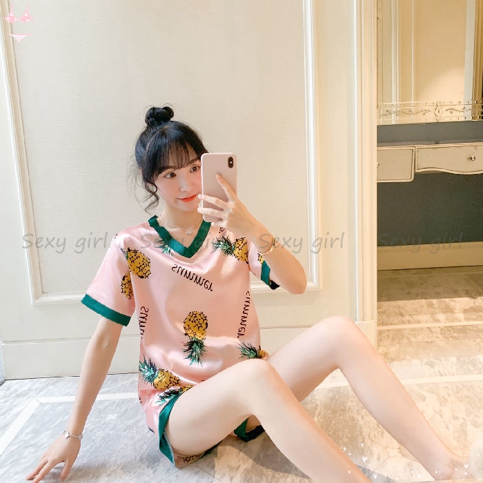 Bộ Đồ Ngủ Ngắn Tay Bằng Lụa In Họa Tiết Xinh Xắn Dành Cho Nữ | BigBuy360 - bigbuy360.vn