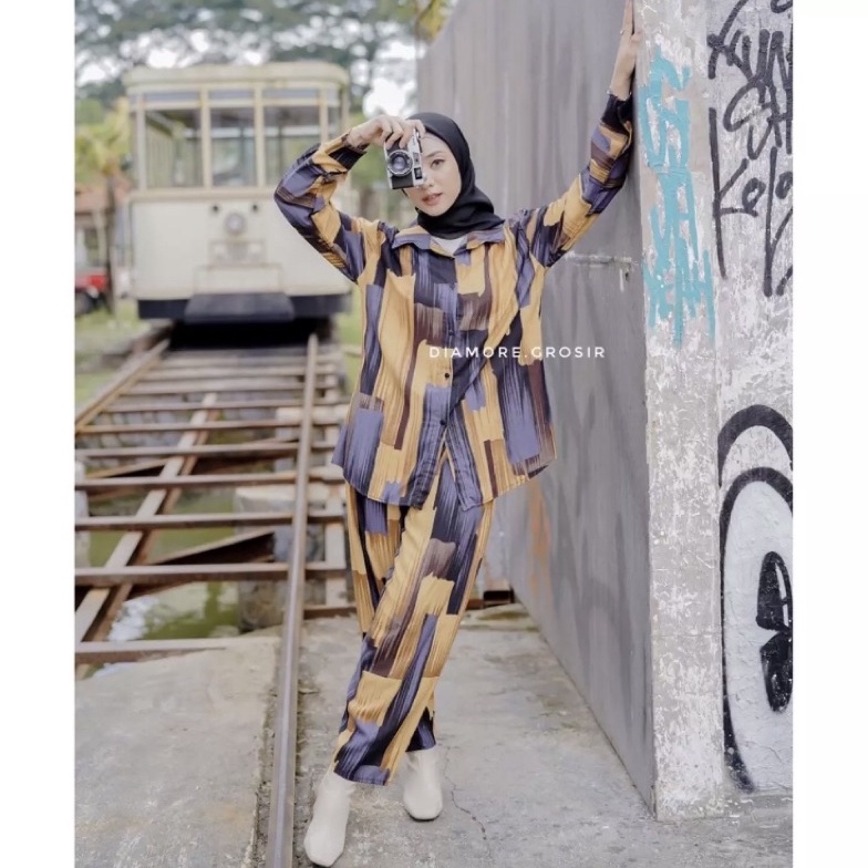 Zecco một bộ | Bộ One set rayon viscose chất liệu cao cấp cho nữ 2021| Bộ đồ nữ hàng nhập khẩu chất lượng cao 2021 | Bộ đồ thời trang sành điệu cho nữ 2021| Set trang phục Rayon cao cấp cho nữ | Cửa hàng đưa thư