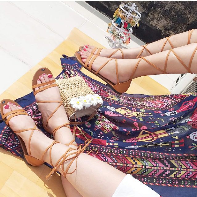 Giày Sandal Cột Dây Tua Rua | ZC-Bách Hoá Online