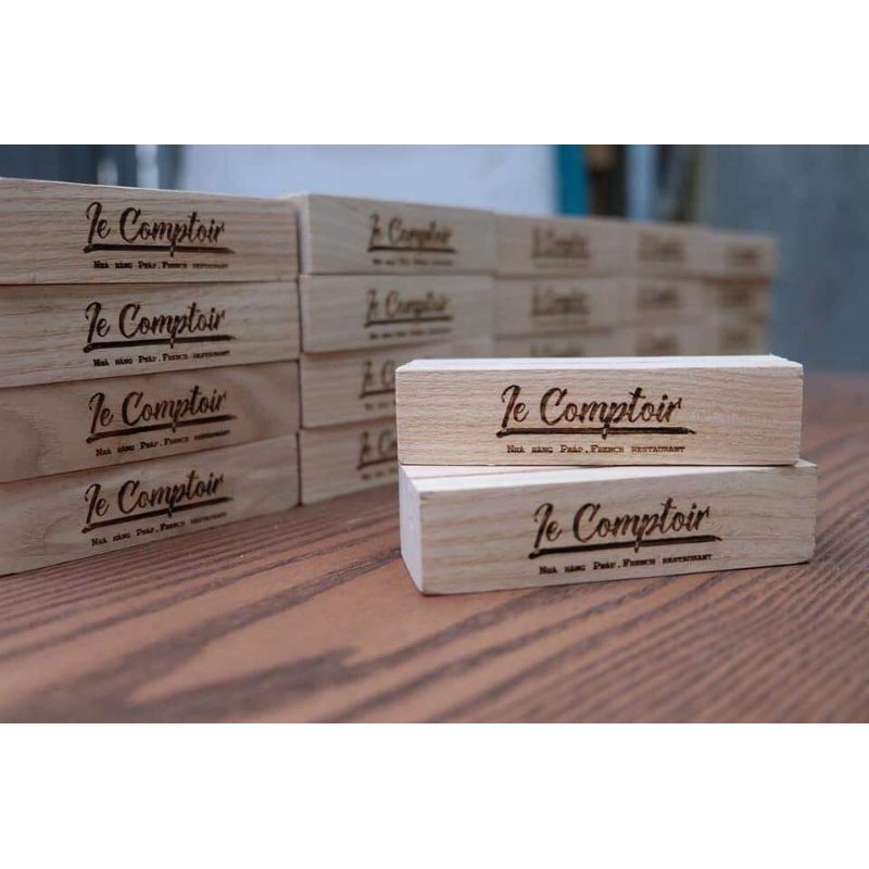 COMBO 5 đế gỗ kẹp danh thiếp, name tag, thẻ giá - Xưởng LUXI decor