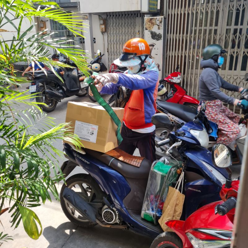 Thùng  Khăn giấy rút lau đa năng 100 tờ/ gói, lau tay, lau bếp, thấm dầu - giấy dày, mềm, dai, thấm hút tốt