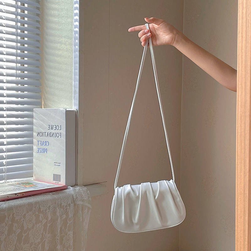 White Pleated Cloud Bag Female Summer Ins Casual All-Match Niche Design Crossbody Small Bag 2021 Season New EUHK