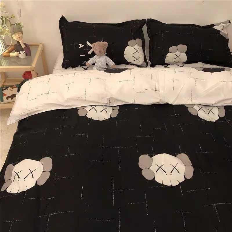 Set Chăn Ga Kaws Đen Cotton Poly Siêu Phẩm Thoáng Mát Cực Chất (Shinbedding.shop)