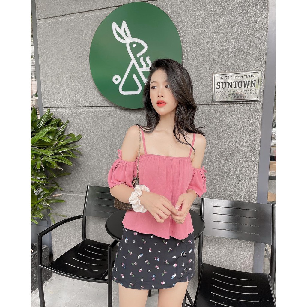 SET Áo Nhún Rớt Vai + Váy Mini 6 Nút Hoạ Tiết 1974 Yoona