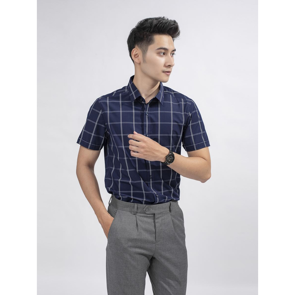 Áo Sơ Mi Nam Tay Ngắn Aristino ASS033S9 Màu Xanh Tím Than Caro Trắng Kiểu Dáng Slim Fit Tà Lượn Chất Liệu Bamboo