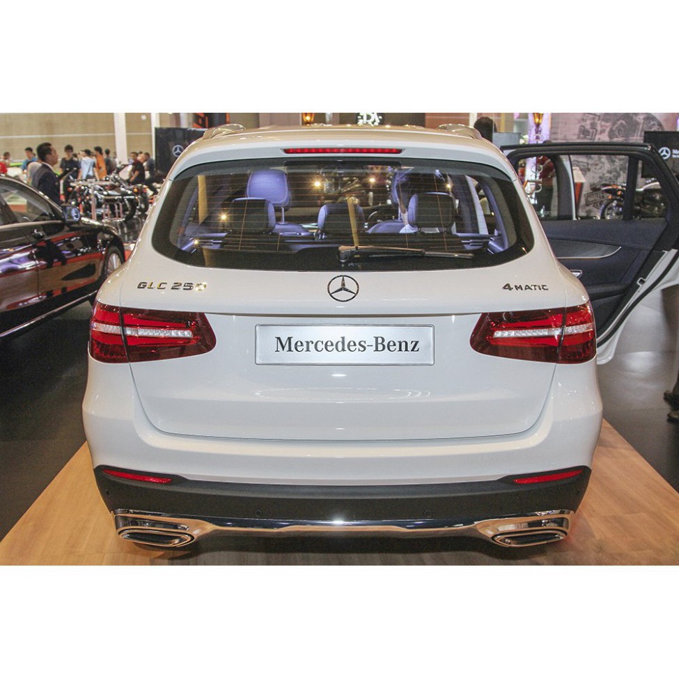 Sản Phẩm Decal tem chữ GLC300, GLC250, GLC200 dán đuôi xe ô tô .
