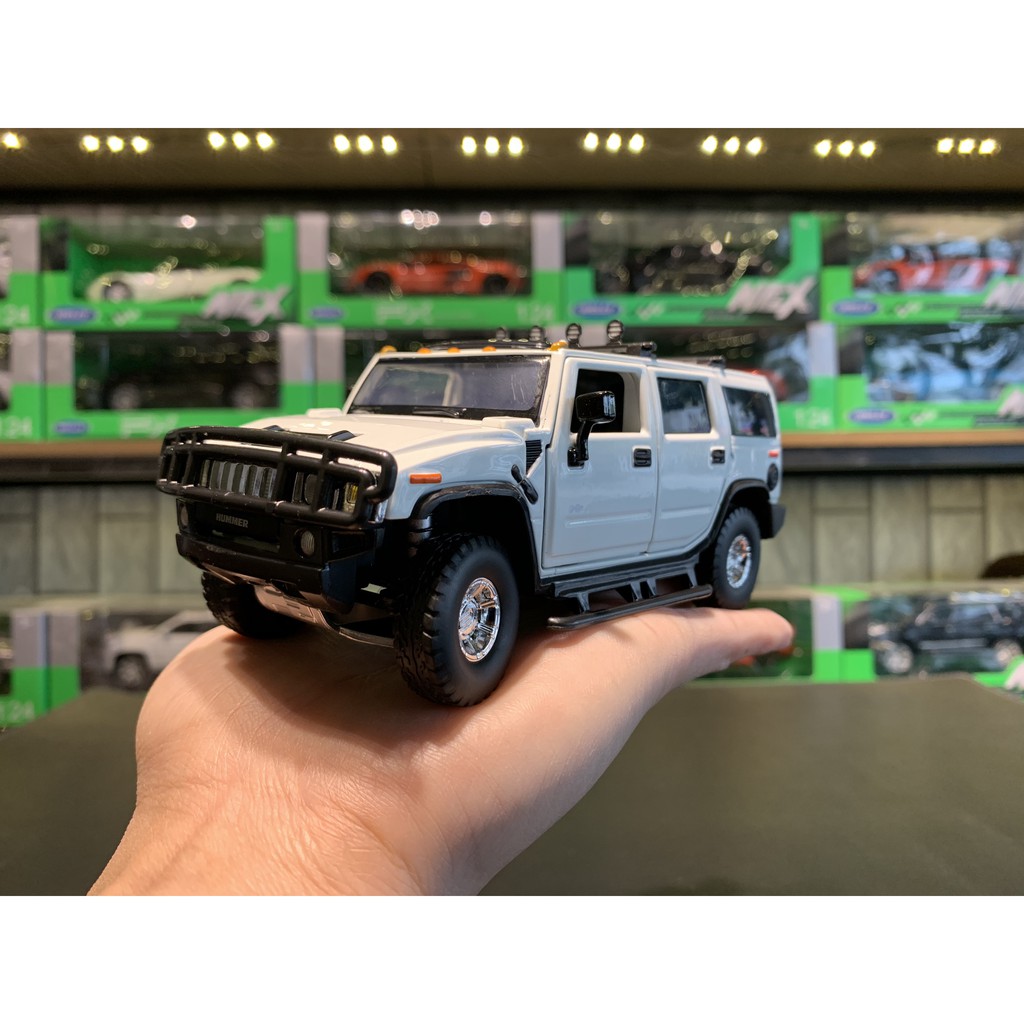 Mô hình xe Hummer H2 tỉ lệ 1:32 của hãng Jackiekim (4 Màu )