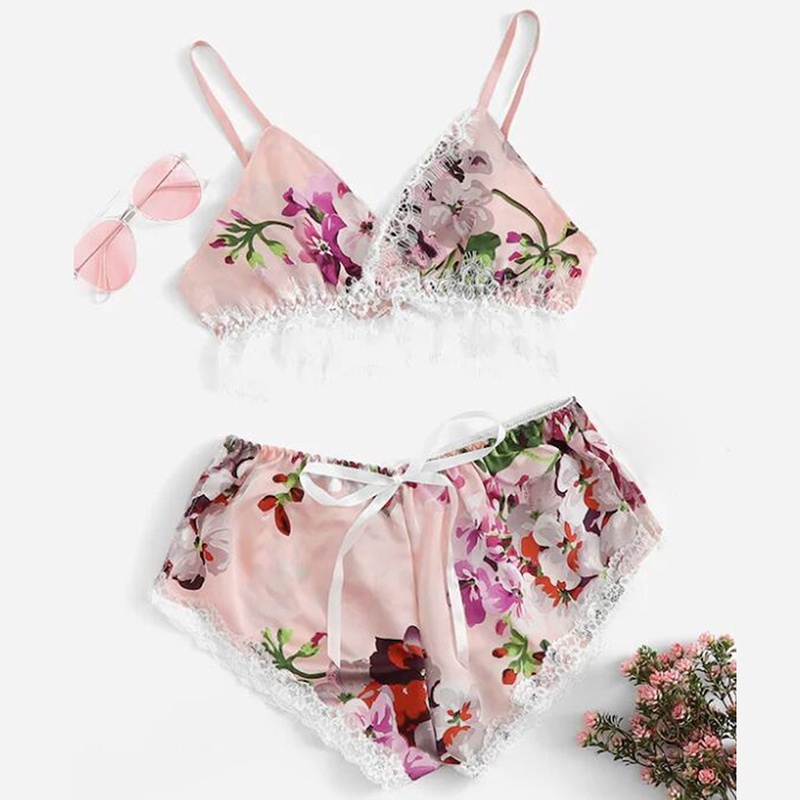 Set Đồ Ngủ Gồm Áo Hai Dây In Họa Tiết Hoa + Quần Ngắn Thời Trang Dành Cho Nữ | BigBuy360 - bigbuy360.vn