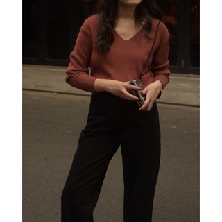 V-neck wool top