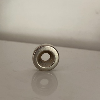 Nam chân tròn lỗ 20x5 lỗ 5mm