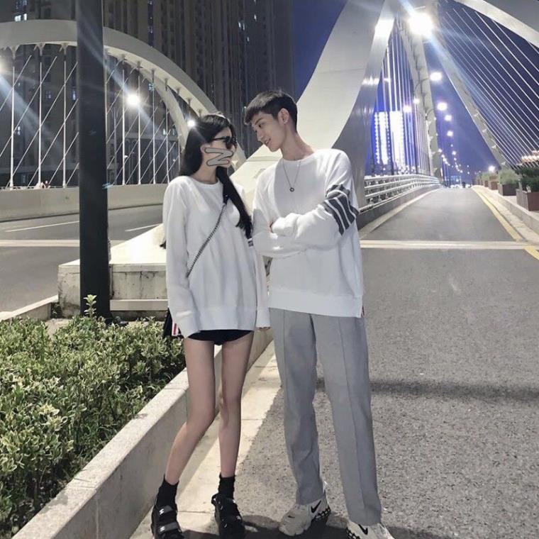 Áo Dài Tay 4 Sọc, Nỉ Sweater Form Rộng Sọc Tay Chất Đẹp Thời Trang Thu Đông(Hàng Sẵn)