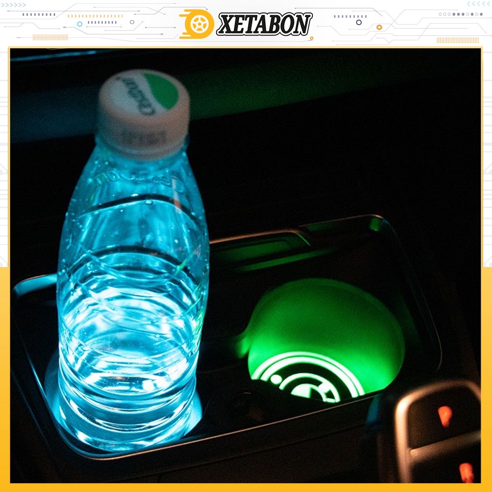 Đế đựng cốc nước đèn led 3D phát sáng có cảm biến các thương hiệu trên xe hơi Mec, Mazda, hyundai, honda