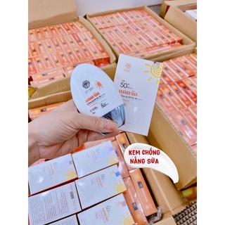 KEM CHỐNG NẮNG RUBY