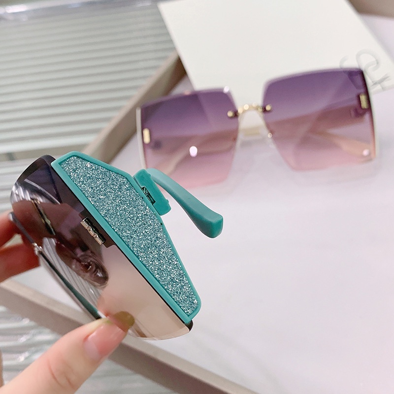 Kính Mát Thời Trang Cho Nam Nữ Tiktok 2022