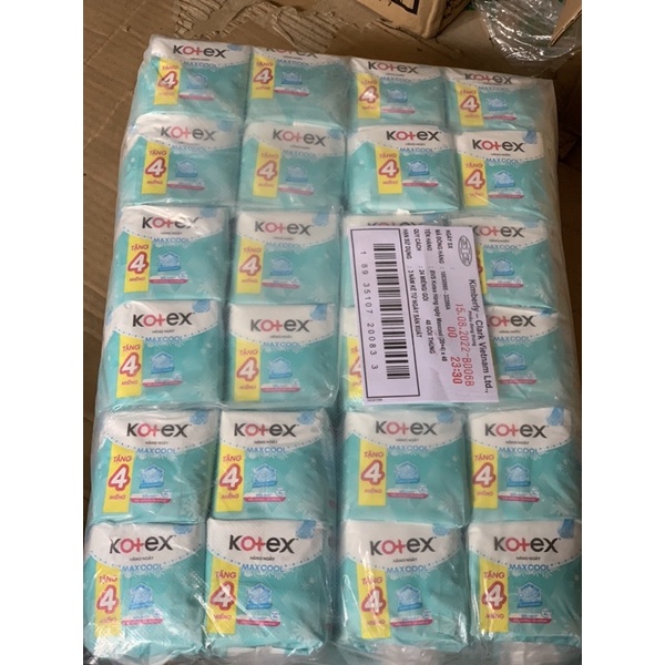 TCombo 8 Gói Băng Vệ Sinh Kotex Hàng Ngày Cool siêu mỏng (Hàng Ngày MaxCool) Mỗi Gói 20 Miếng- Date mới