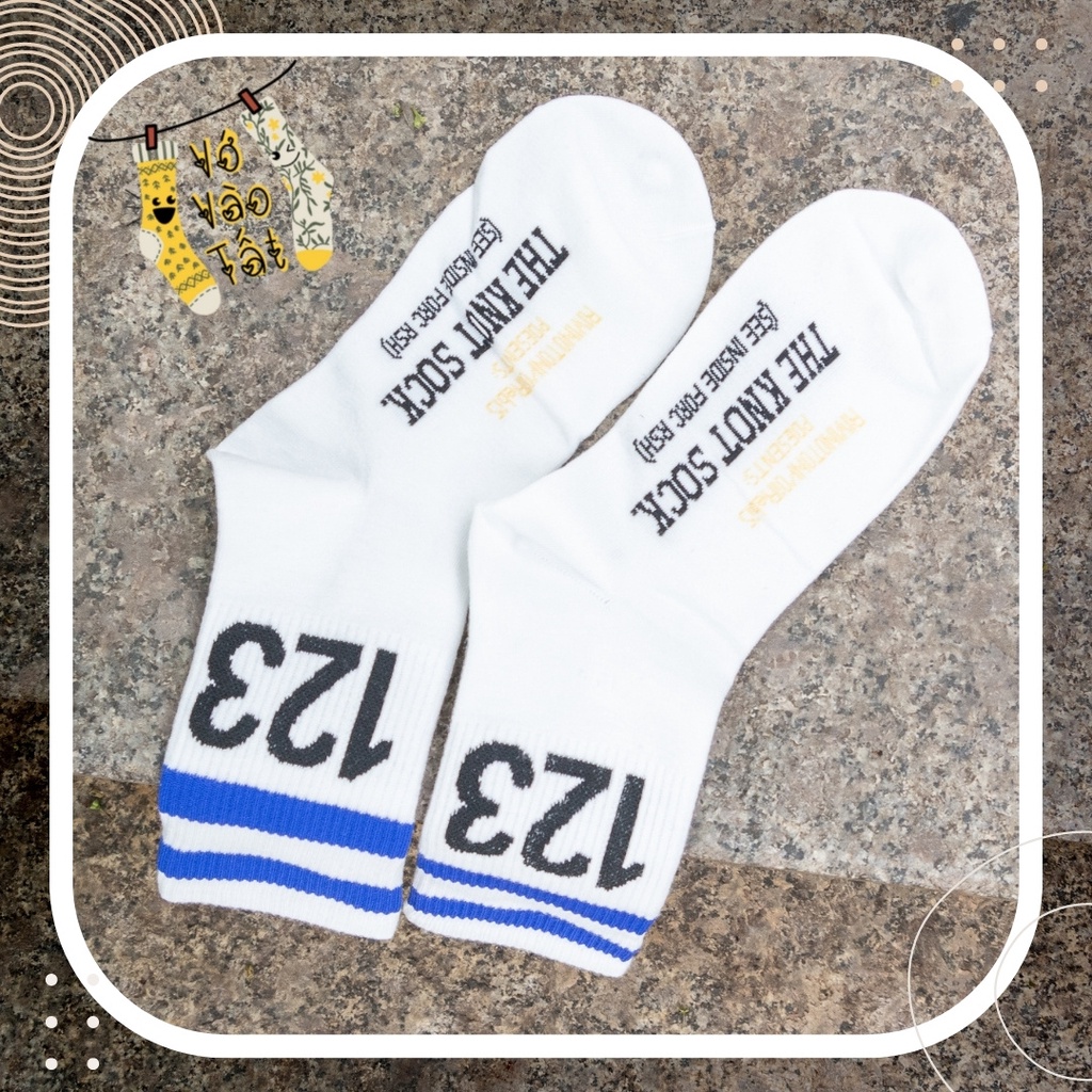 TẤT VỚ CỔ CAO TRẮNG SỌC NGANG MÀU CÁ TÍNH