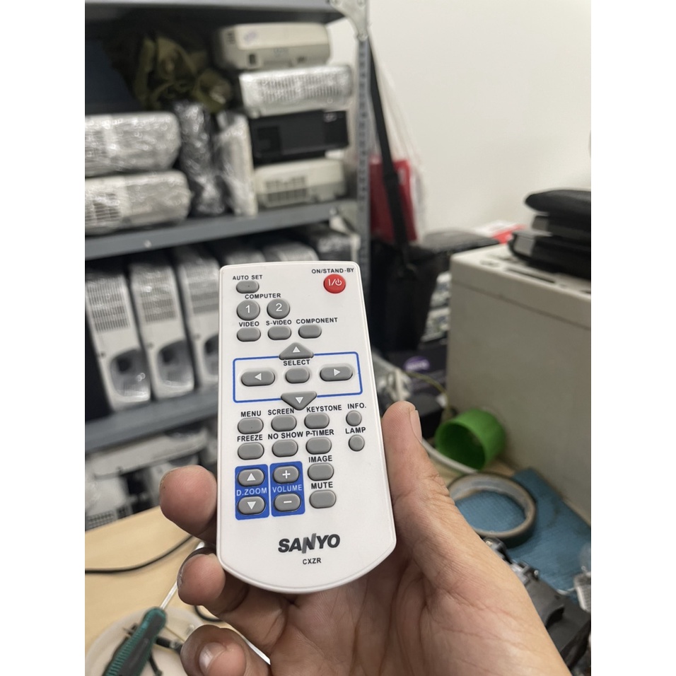 REMOTE MÁY CHIẾU SANYO