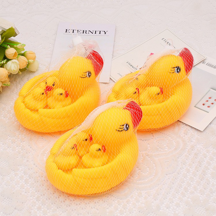 Set Vịt Thả Bồn Tắm Có Còi Phát Tiếng Chíp Chíp - Đồ Chơi Bồn Tắm Cho Bé - PUPU KIDS SHOP