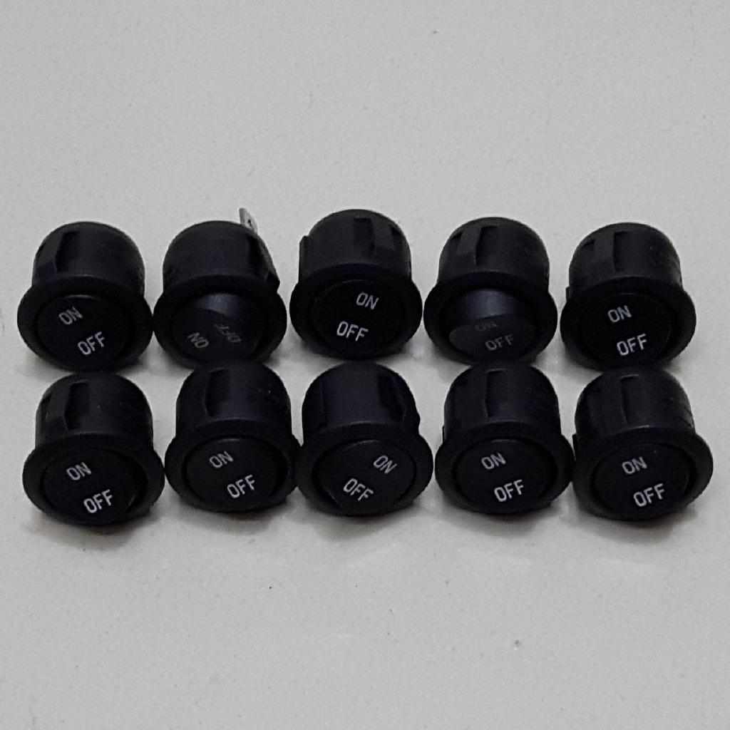 Bộ 10 công Tắc ON OFF hình tròn + Tặng kèm 20 đuôi cắm.