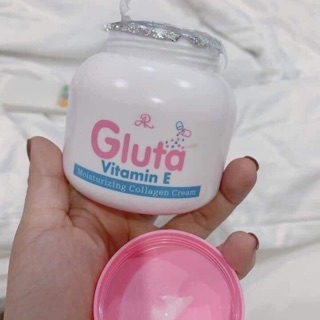 Kem gluta vitamin e aron hồng