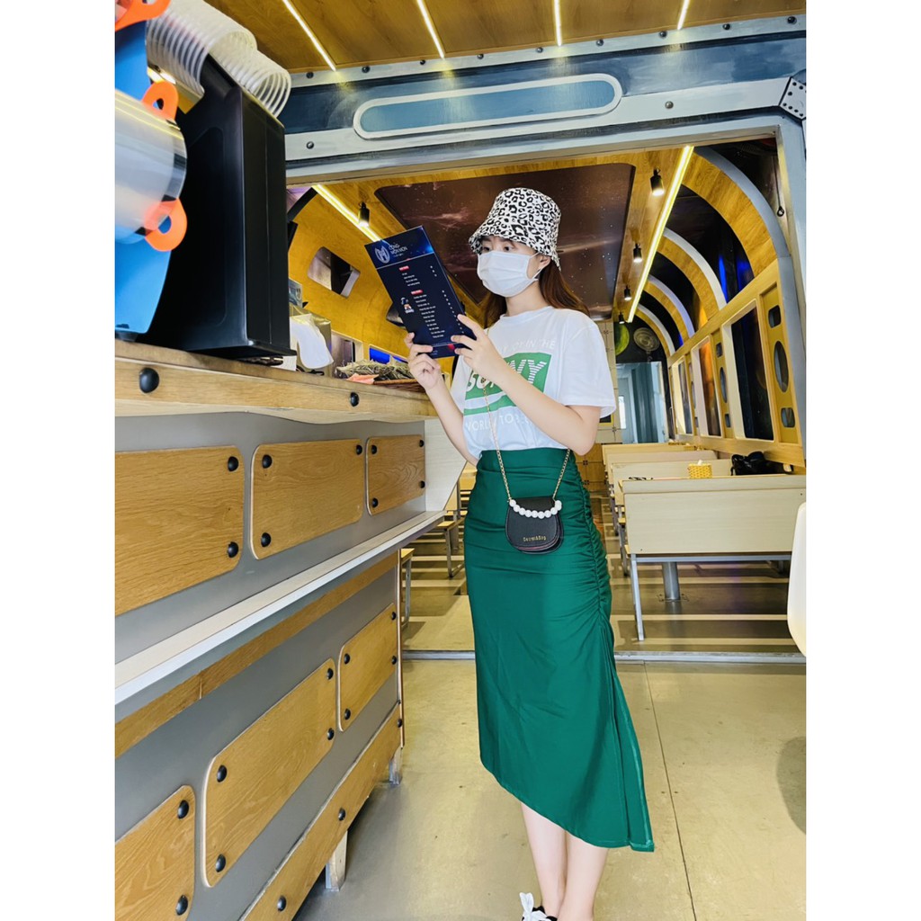Set Sunny Aó thun + Chân váy xẻ
