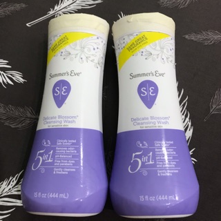 Chai rửa phụ khoa summer’s eve 444ml màu tím của Mỹ