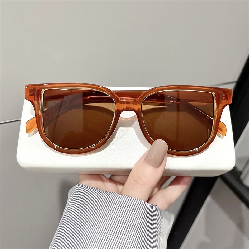 Kính Mát Gọng Vuông Phong Cách Retro Thời Trang