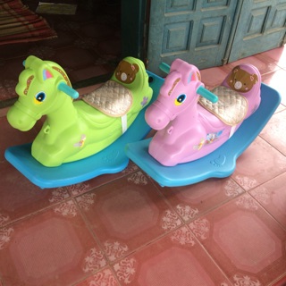 Ngựa bập bênh có nhạc cỡ đại(ảnh chụp thật)