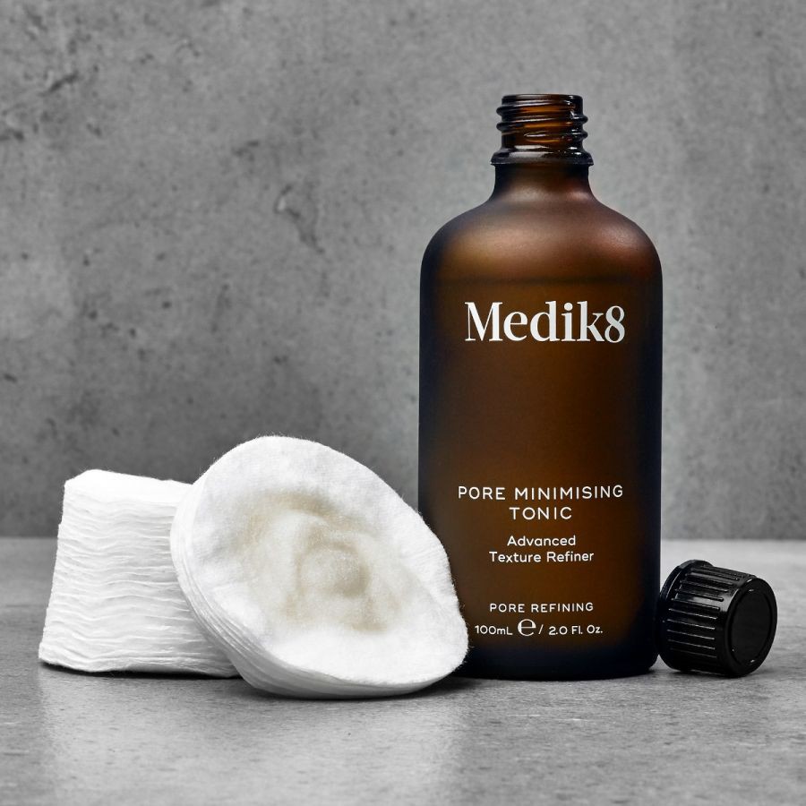 Toner acid thu nhỏ lỗ chân lông Medik8 Pore Minimising Tonic 100ml