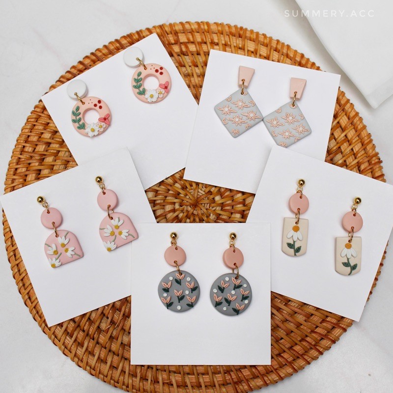Khuyên tai SUMMERY hoạ tiết handmade nặn thủ công siêu nhẹ, chống thấm nước