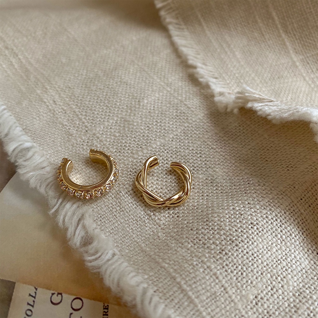 Bộ Ba Món Khuyên Tai Dạng Kẹp Không Xỏ Lỗ Phối Dây Xích Xoắn Đính Đá Zircon Phong Cách Retro Sang Trọng Đơn Giản Thời Trang Dành Cho Bạn Nữ 2022