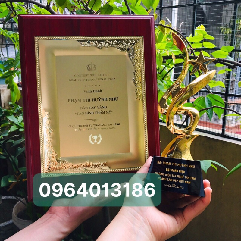 Combo cúp đồng mạ vàng bảng vinh danh đồng ngành spa thẩm mỹ