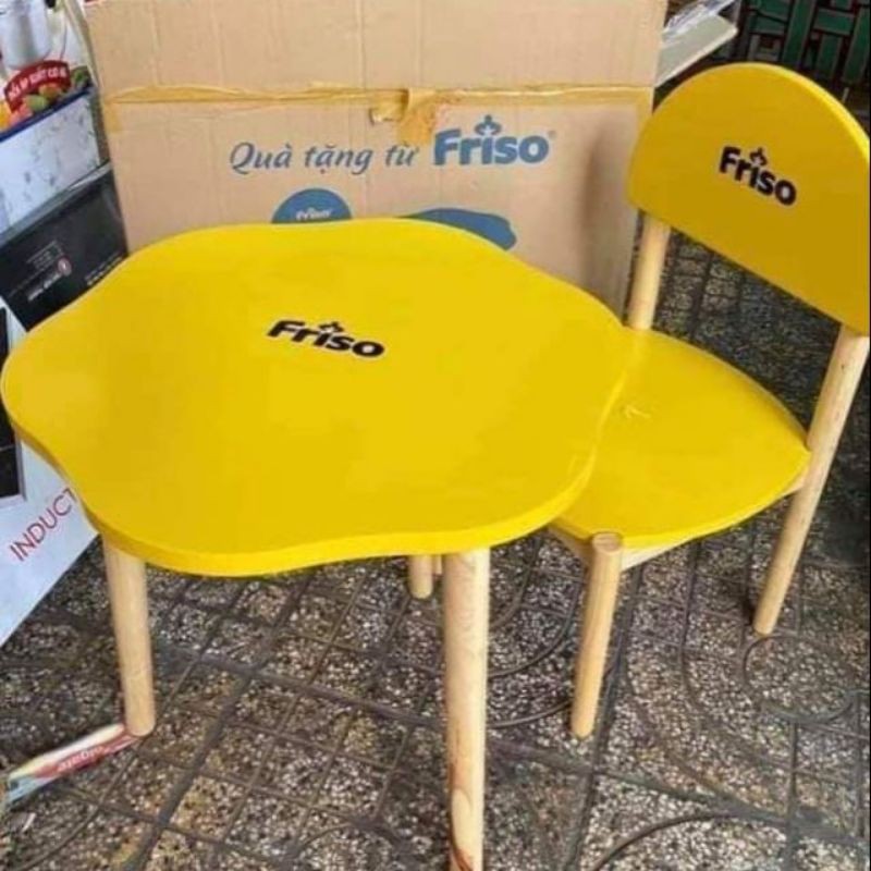 Bộ bàn ghế gỗ hkm từ Friso