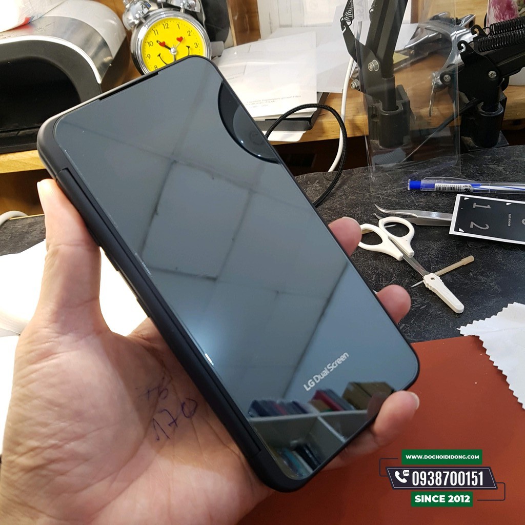 Miếng dán PPF Hydorgen Mặt ngoài màn phụ LG V60 trong, nhám, đổi màu cao cấp