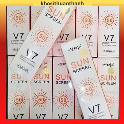 Xịt chống nắng trắng da Sun Screen V7 nâng tone chống nước không bết dính kem chống nắng mặt body (KHOSKHOSI)