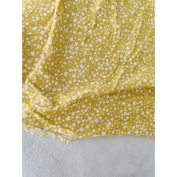 Vải linen đũi màu vàng hoa nhí