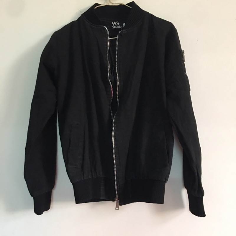 Áo khoác bomber jackets cá tính