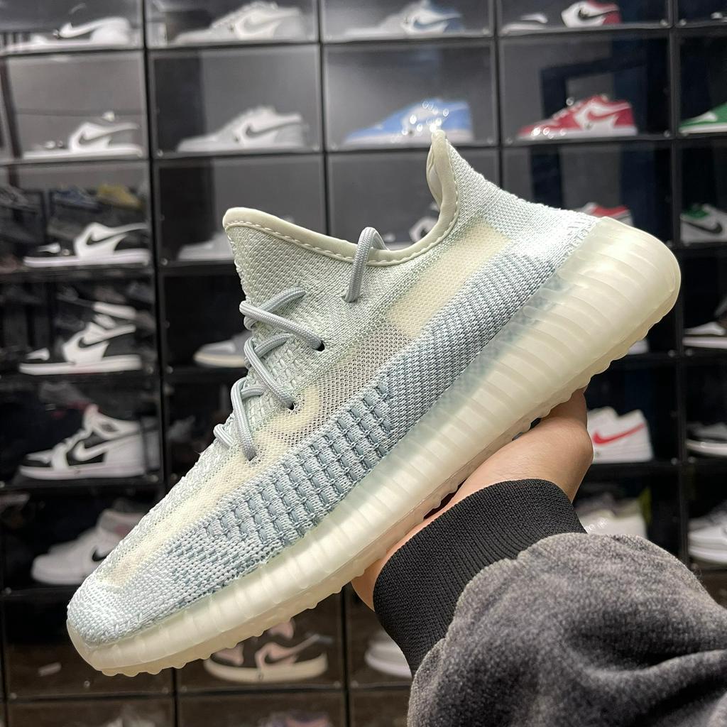 Giày Yz 350 V2 Cloud White, Yz 350 Trắng Xanh - Than.Shoes