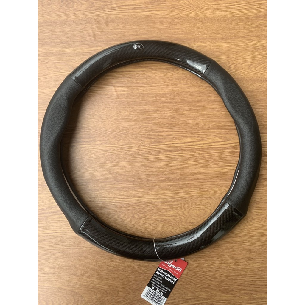 Bọc vô lăng Cacbon CAO CẤP có logo hãng xe