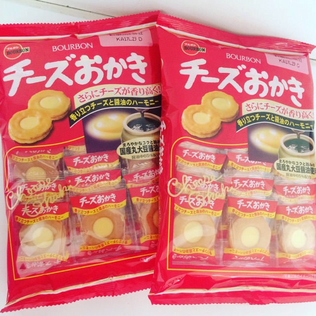 Bánh gạo kẹp phomai Bourbon Nhật