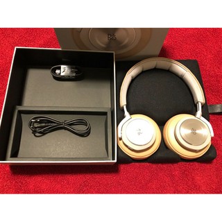 Tai nghe Bang Olufsen BeoPlay H7