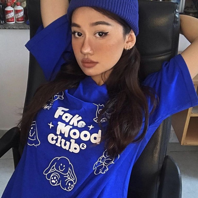 Áo Thun theFakemoodClub Tay Ngắn Cổ Tròn (Xanh Hoàng Gia)