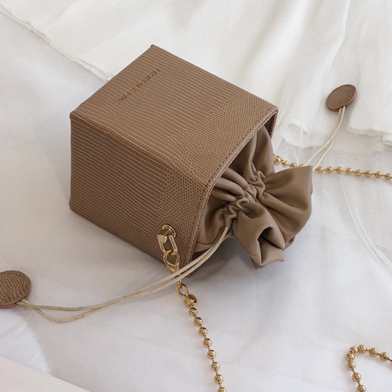 Túi đeo chéo IELGY mini dây đeo chuỗi ngọc trai khóa dây rút thời trang cho nữ