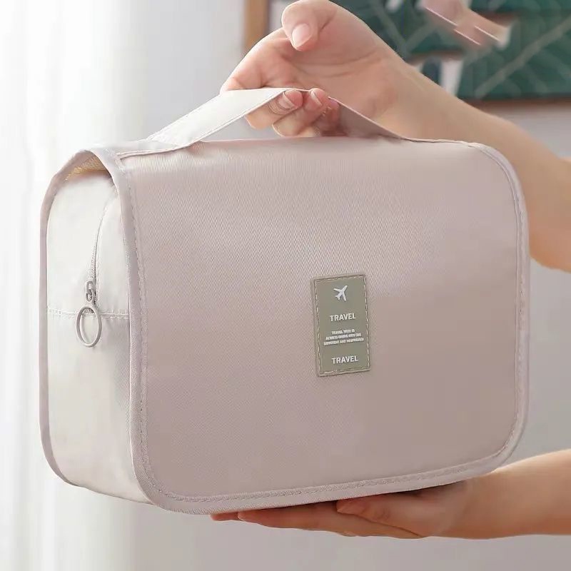 Túi Đựng Đồ Dùng Vệ Sinh Cá Nhân Tiện Lợi Khi Đi Du Lịch/ Cắm Trại