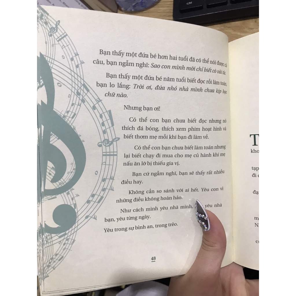 Sách - Những khúc hát thương nhau ( Thái Hà )