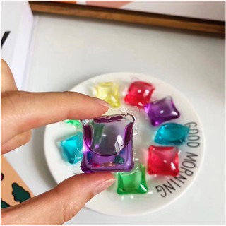 VIÊN NƯỚC GIẶT XẢ MỀM VẢI SIÊU TIẾT KIỆM , TIỆN LỢI ( LOẠI HÔP CHỮ NHẬT 30 VIÊN)